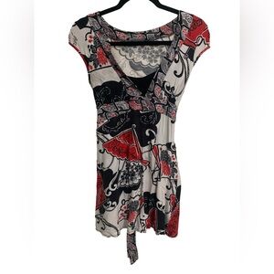 Red, white, & black top